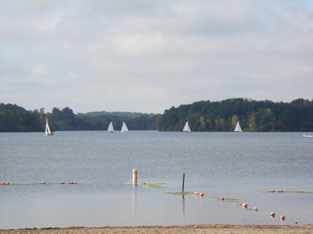 026 Kensington Run [2008 Sept 27].JPG - Sailboats taking advantage of a beautiful day.